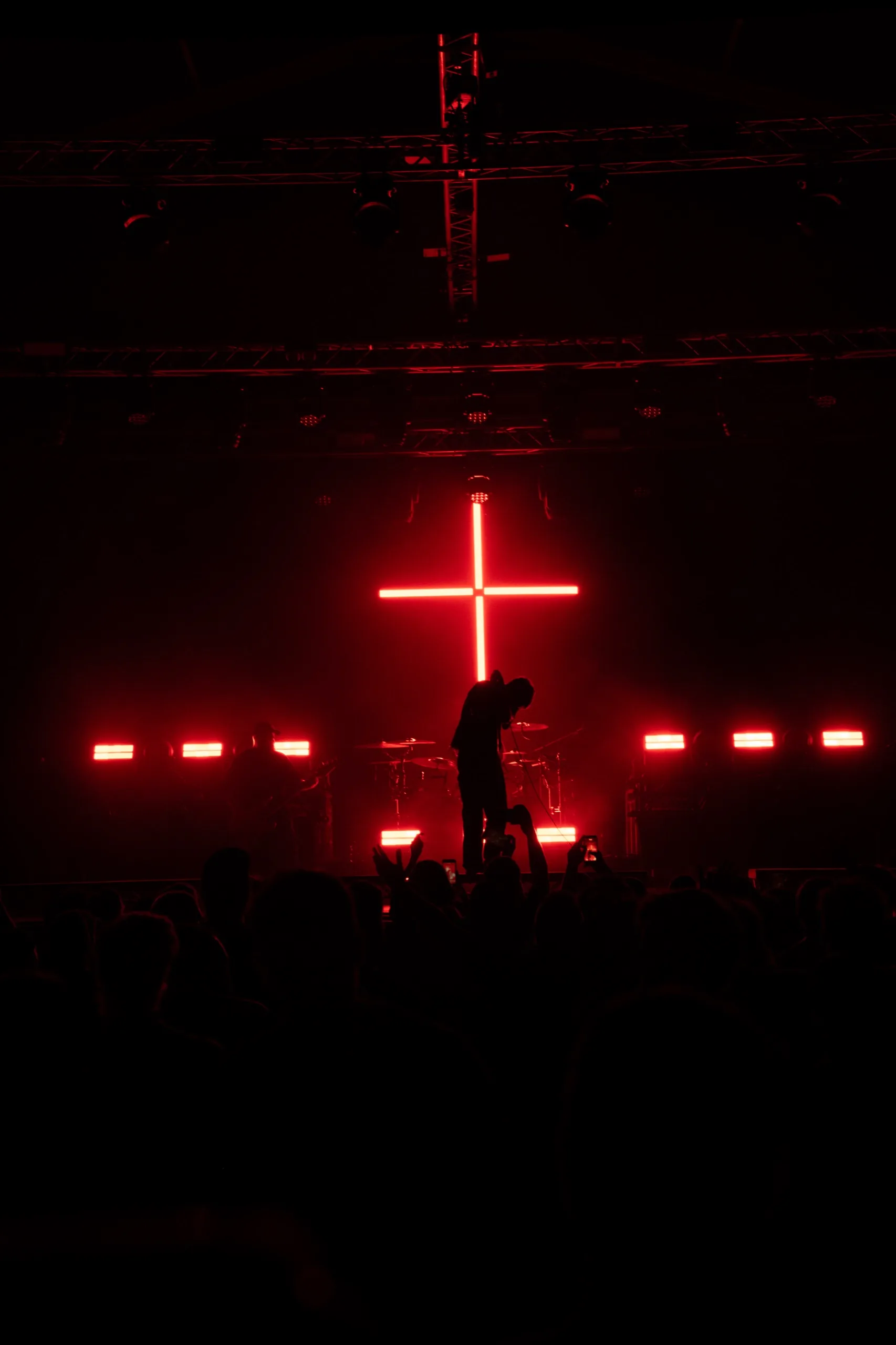 KNOCKED LOOSE // 19